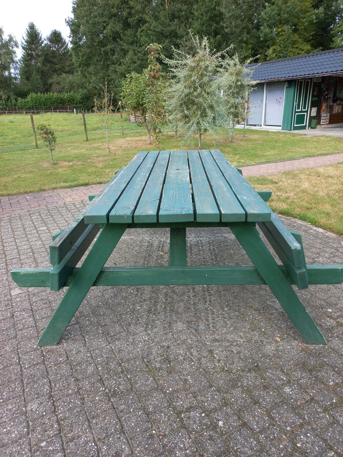 Houten picknicktafel 180x160 cm, in prima staat, Ophalen, Gebruikt, Inklapbaar, Rechthoekig