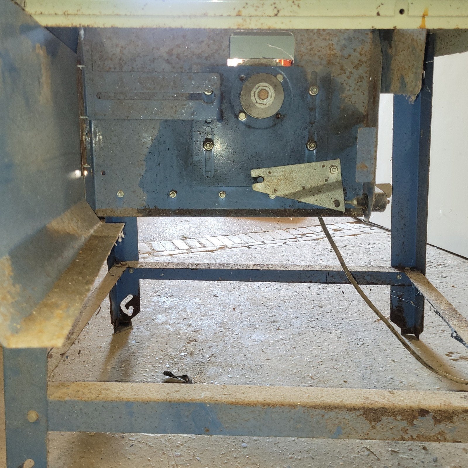 oud zaagmachine, is incompleet., Ophalen, Gebruikt, 1200 watt of meer, 70 mm of meer