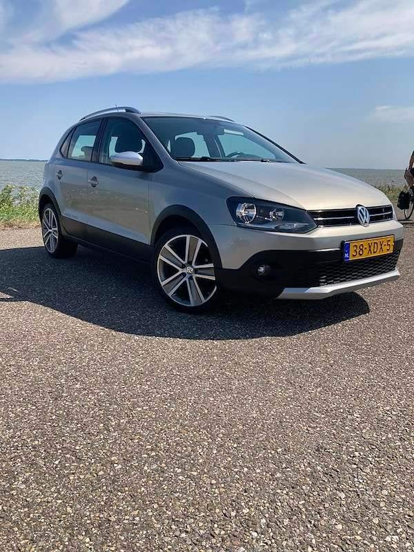 Volkswagen Polo 1.2 TSI 66KW DSG 2012 Beige., Euro 5, Stof, 40 €/maand, Beige