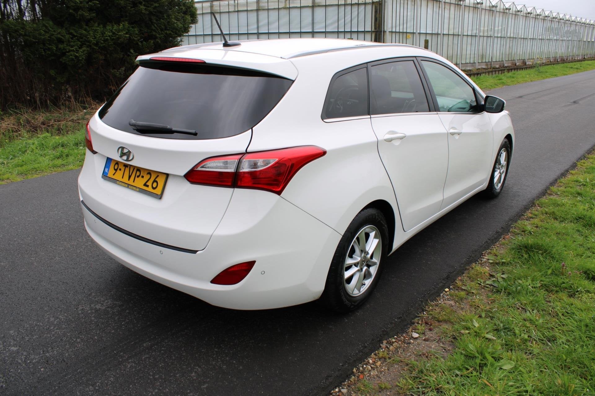 Hyundai I30 Wagon 1.6 GDI Business Edition, Voorwielaandrijving, Euro 5, 135 pk, Gebruikt