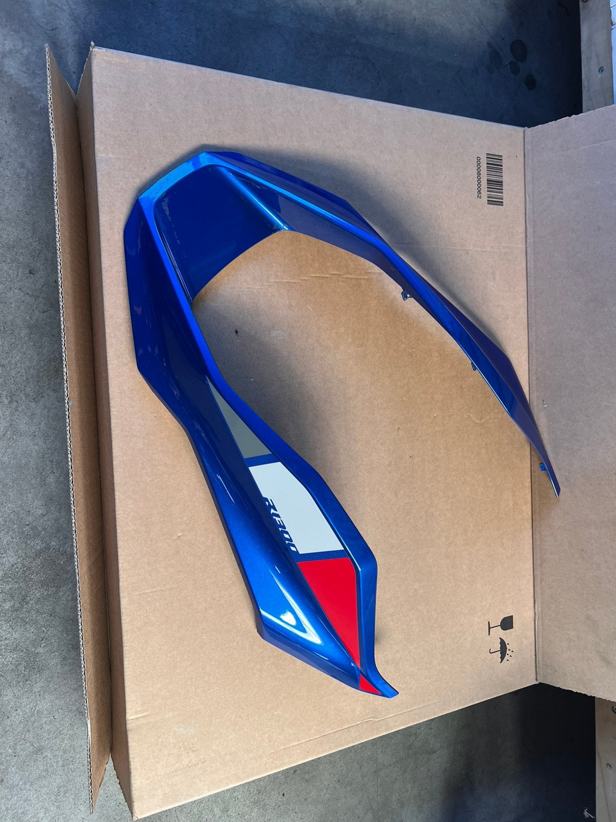 BMW R1300GS Trophy voor kuip / spatbord, lichte schade, Ophalen