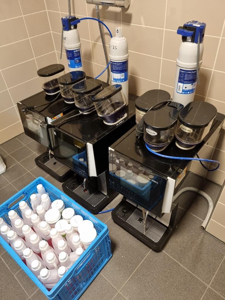 Koffiemachine WMF1500 serie, Witgoed en Apparatuur, Koffiezetapparaten, Gebruikt, Koffiebonen, Koffiemachine, 10 kopjes of meer