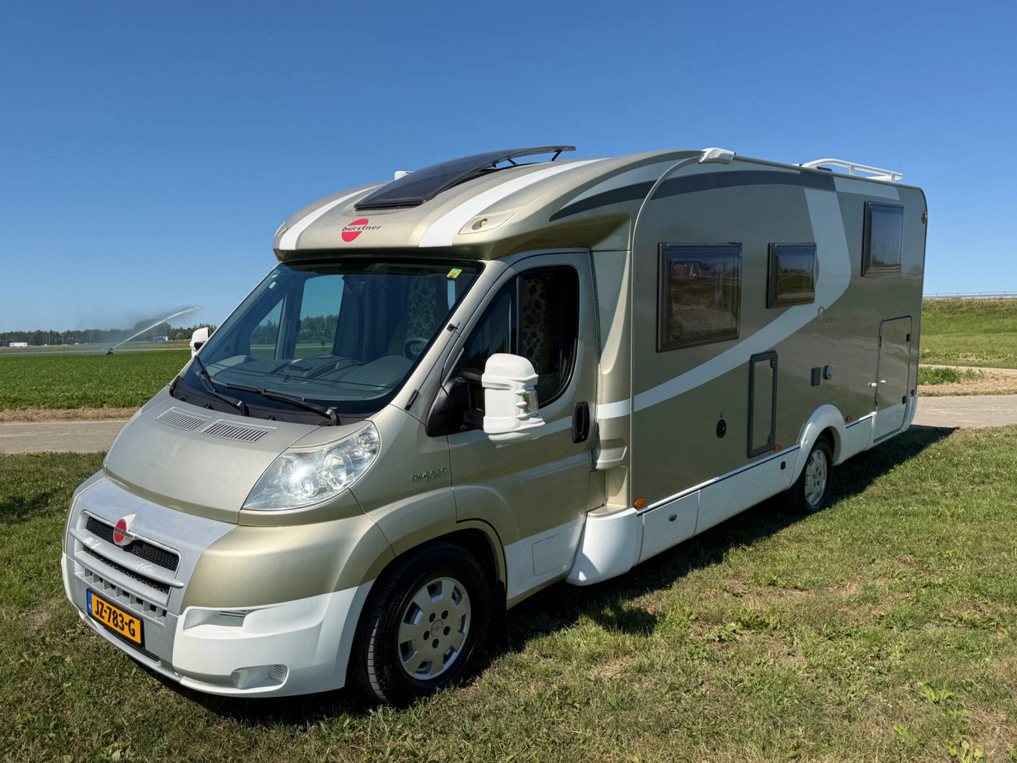 Bürstner T 728 G 2 single beds - air suspension - airco, 7 tot 8 meter, Elektrische ramen, Bürstner, Half-integraal