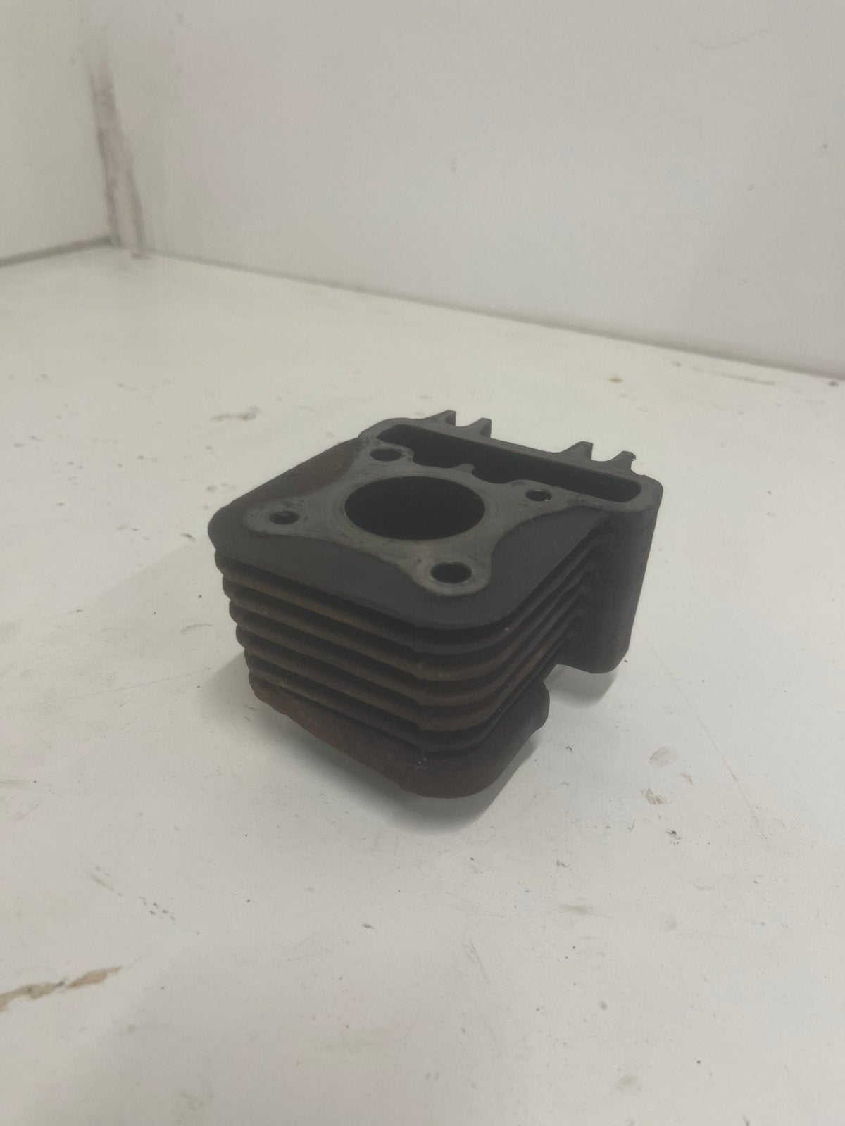 50cc Cilinder Piaggio & Vespa 4T 2V Origineel, Ophalen of Verzenden, Gebruikt, Cilinder