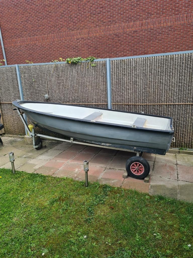 Polyeste boot met hand trailer, Ophalen, Gebruikt, Polyester