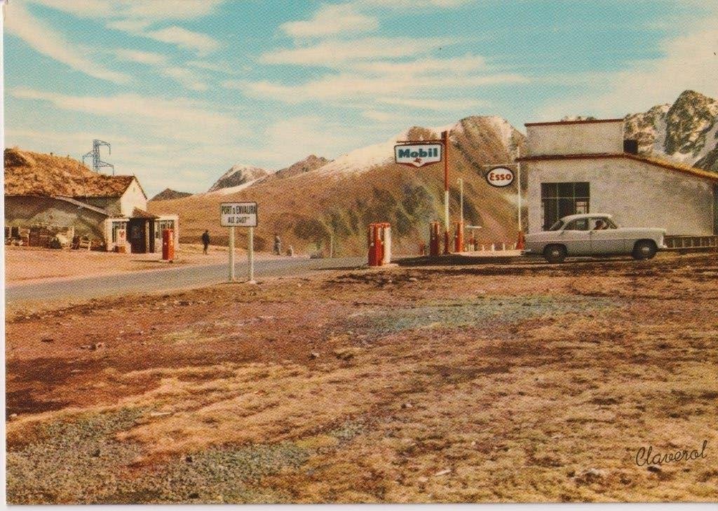 Andorra met auto, Esso / Mobil Benzine, Opel Rekord ?, Ophalen of Verzenden, 1960 tot 1980, Ongelopen, Overig Europa