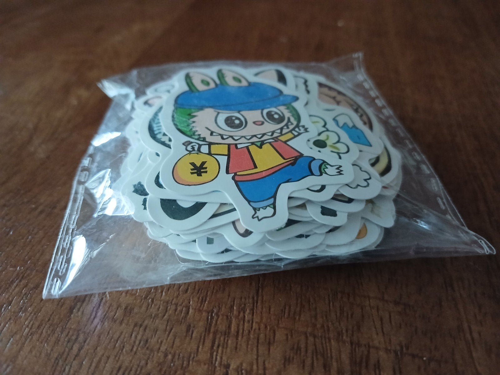 Leuke stickers van een monsterachtig figuur, Ophalen of Verzenden, Nieuw, Meerdere stickers