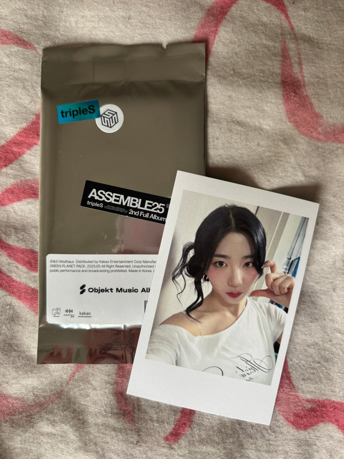 SEALED triples assemble 25 objekt album met lucky draw pob, Verzamelen, Muziek, Artiesten en Beroemdheden, Ophalen of Verzenden