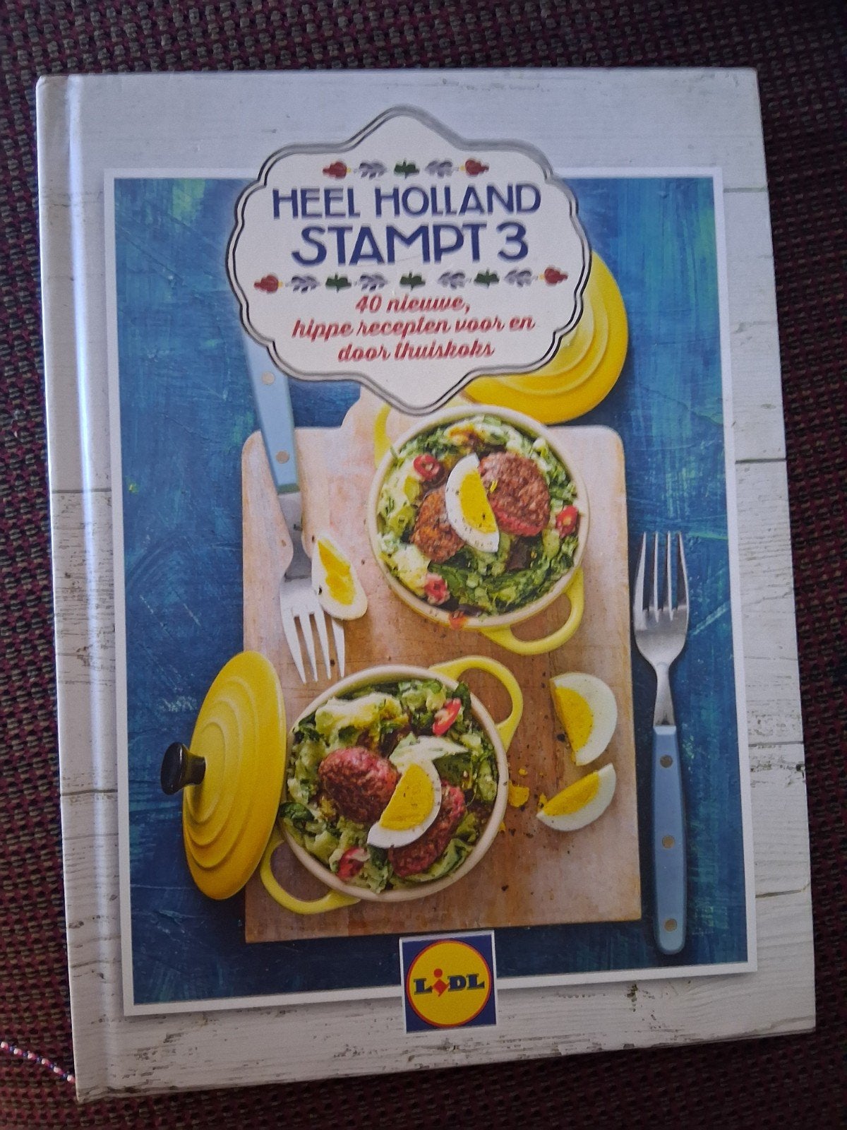 Heel Holland Stampt 3 - Kookboek met 40 hippe recepten, Gelezen, Hoofdgerechten, Ophalen of Verzenden, Diverse thuiskoks