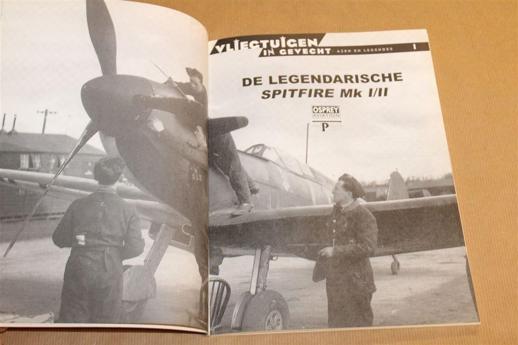 De Legendarische Spitfire Mk I/II [Vliegtuigen in Gevecht], Ophalen of Verzenden, Tweede Wereldoorlog, Gelezen, Overige onderwerpen