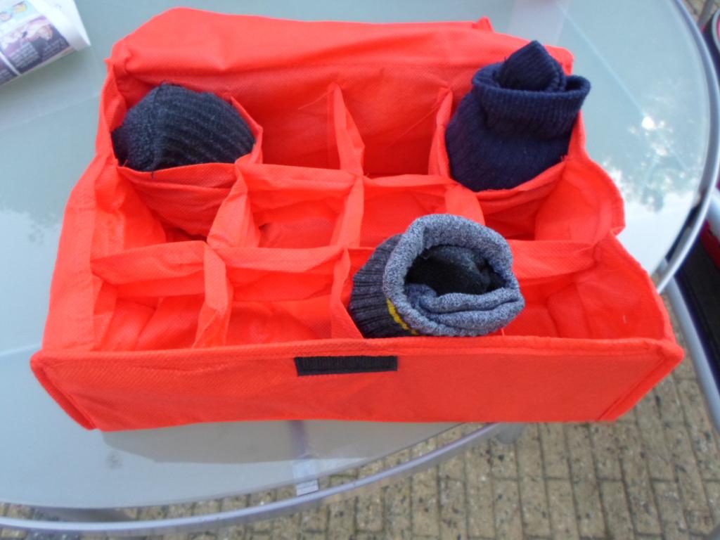 sokken opberger, Ophalen of Verzenden, Gebruikt, Rood, Textiel