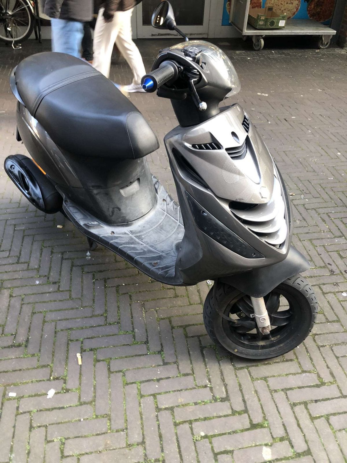 Piaggio zip, Fietsen en Brommers, Scooters | Piaggio, Ophalen of Verzenden, Zo goed als nieuw, Benzine, Zip