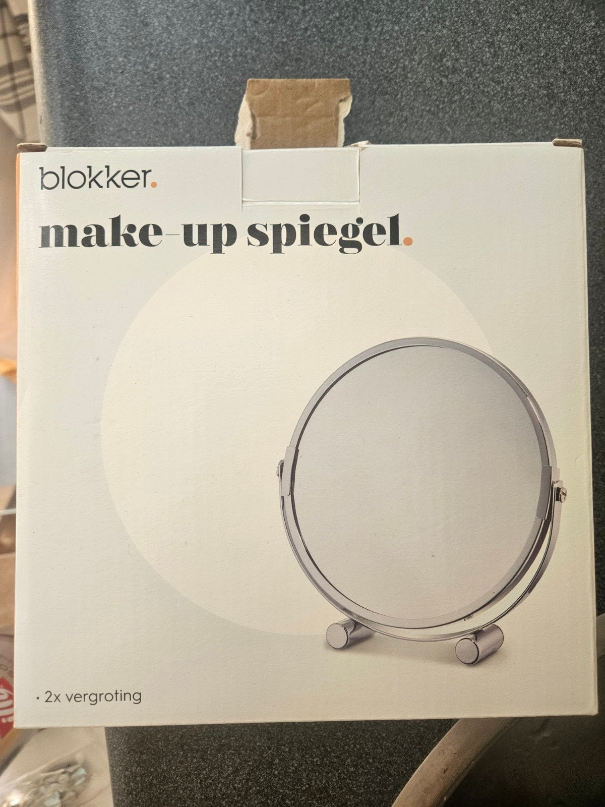 Nieuwe Make-up Spiegel met 2x Vergroting - Blokker, Minder dan 50 cm, Rond, Nieuw, Ophalen of Verzenden