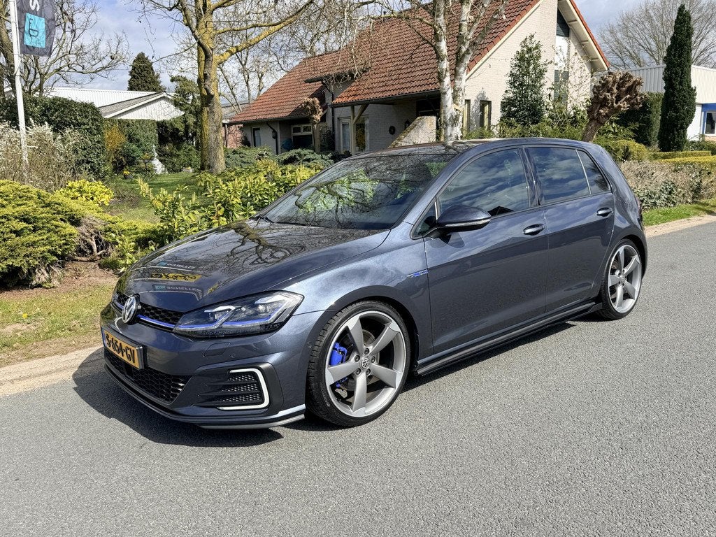 Volkswagen Golf 1.4 TSI PHEV GTE 314PK Stage2 ACC•Navi, Stof, Gebruikt, 4 cilinders, Plug-in hybride