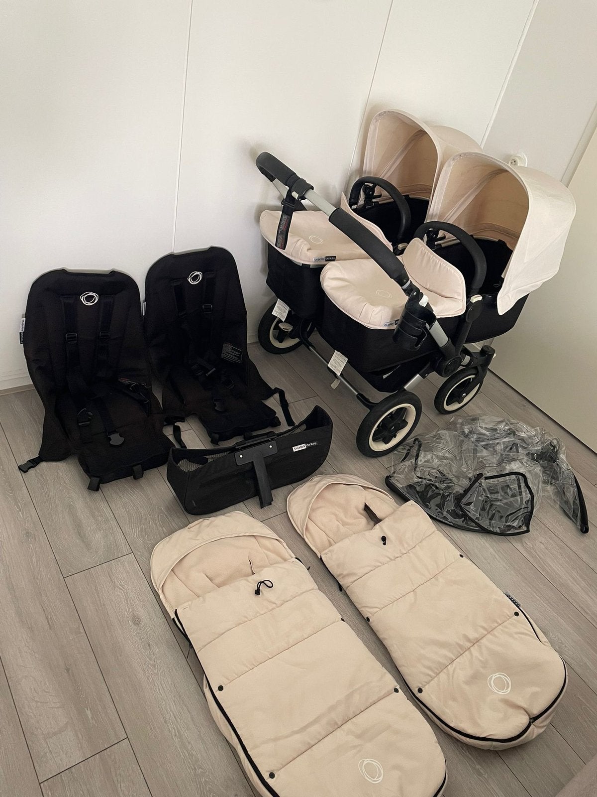 Bugaboo donkey Twin zeer compleet, Kinderen en Baby's, Kinderwagens en Combinaties, Support@bugaboo.com, Gebruikt, Bugaboo, Ophalen of Verzenden