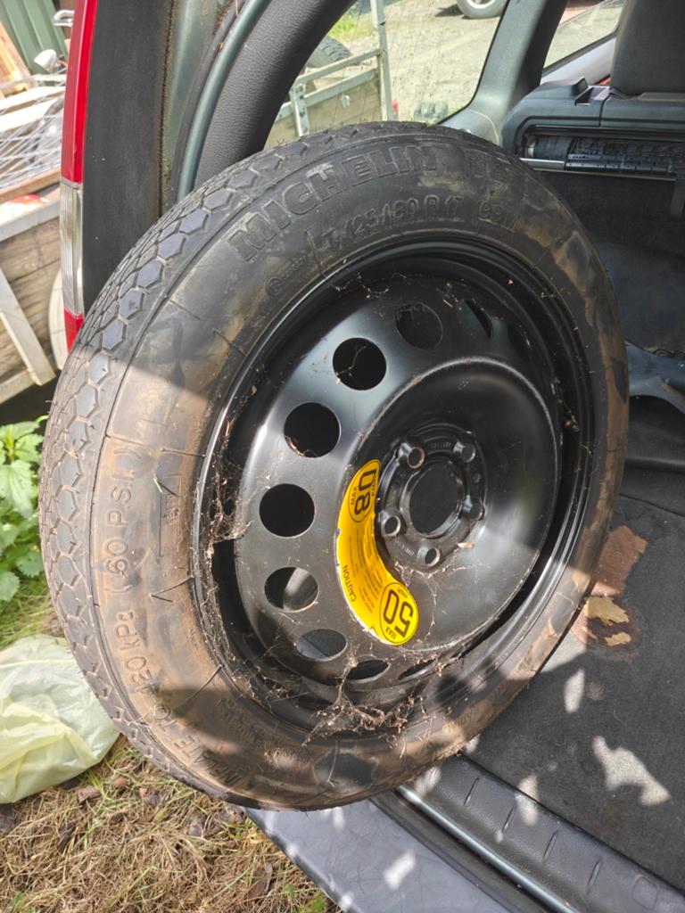 Reservewiel Volvo V70, Ophalen