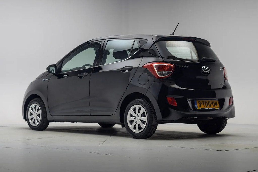 Hyundai i10 1.0i i-Motion Comf.+ [ Climate Bluetooth Elek.ra, Voorwielaandrijving, Gebruikt, 31 €/maand, 4 stoelen