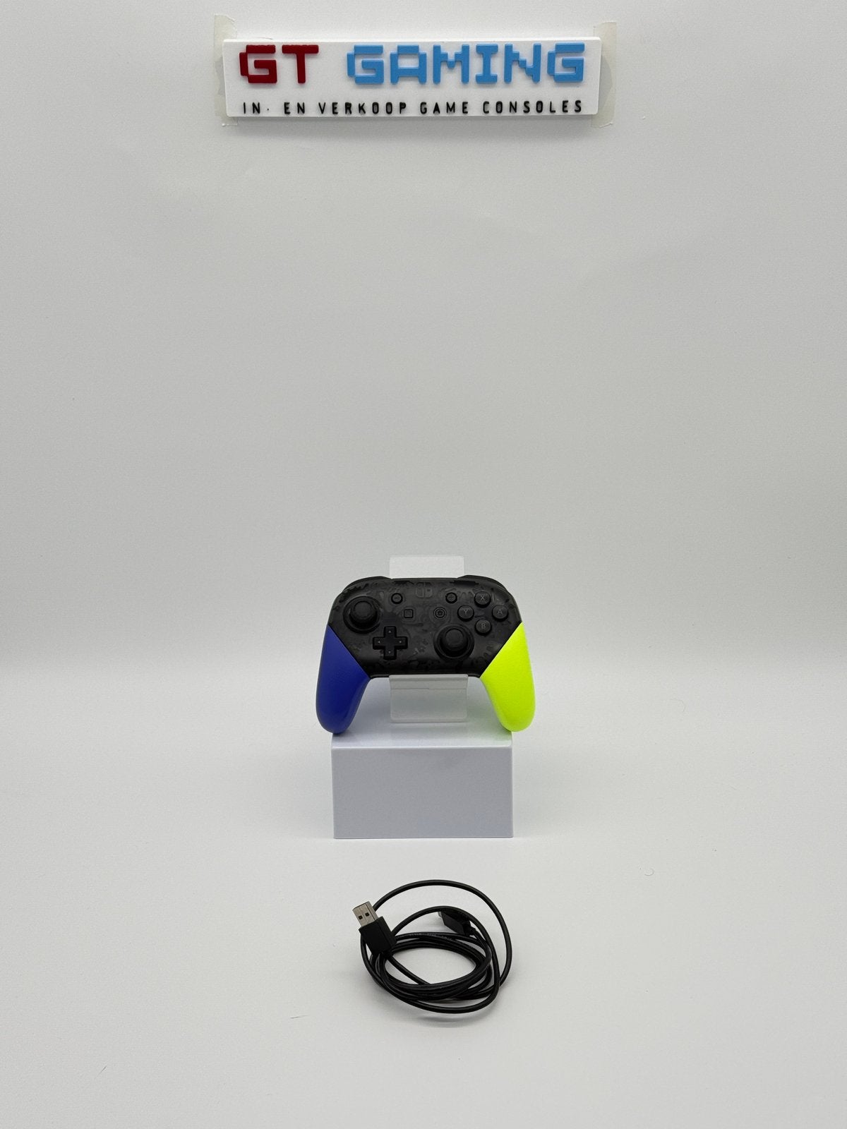 PRO CONTROLLER ORIGINEEL NINTENDO SWITCH COMPLEET, Nintendo, Overige controllers, Ophalen of Verzenden, Zo goed als nieuw