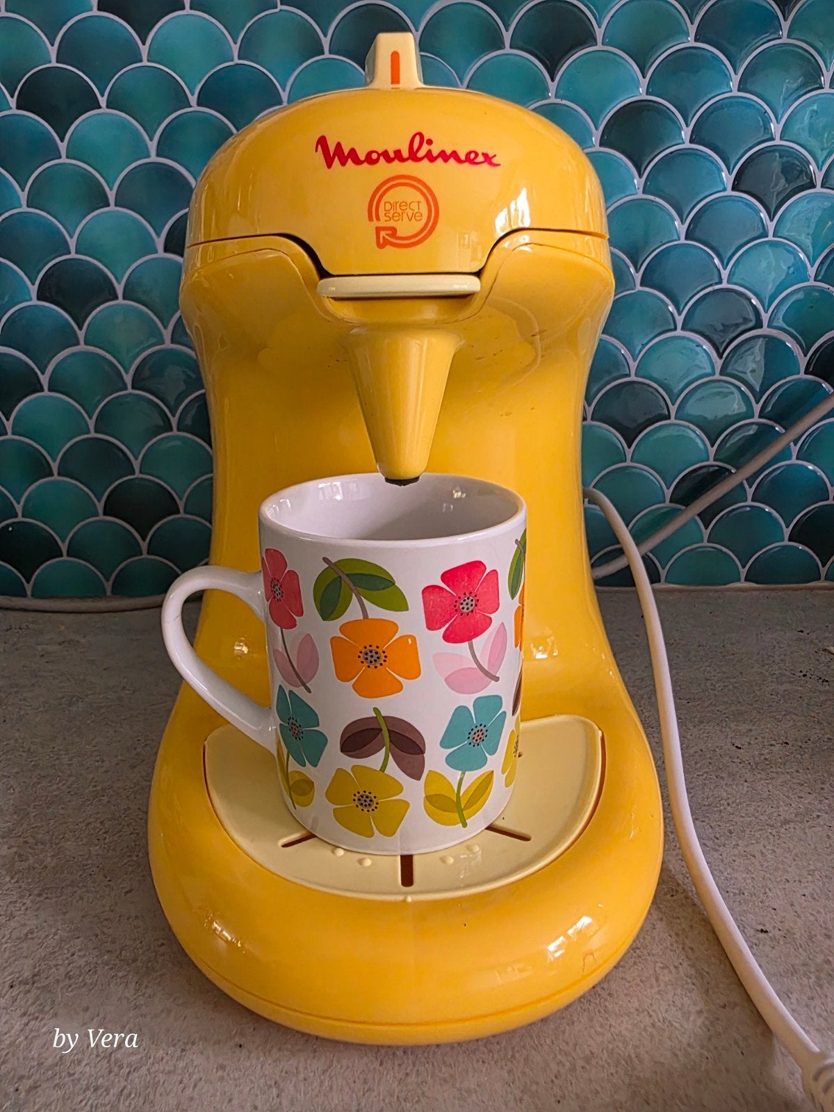 retro/vintage model koffiepadmachine zachtgeel bijna nieuw, Ophalen of Verzenden, Huis en Inrichting
