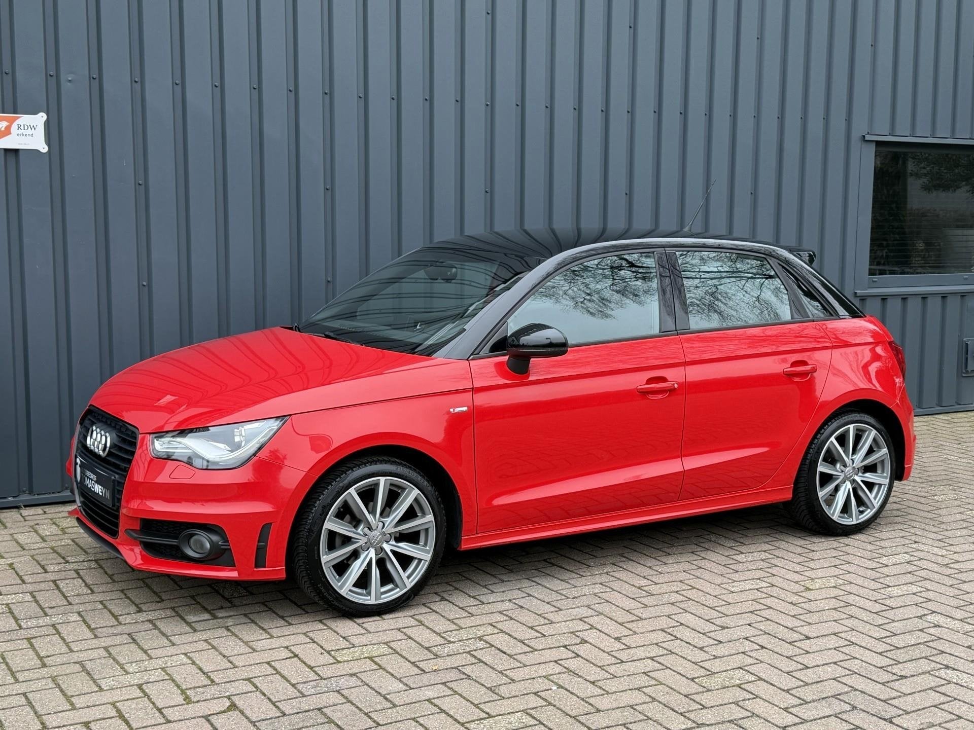 Audi A1 Sportback 1.2 TFSI Pro Line S 1E EIGENAAR!/S-LINE!/, Voorwielaandrijving, Zwart, 4 cilinders, Origineel Nederlands