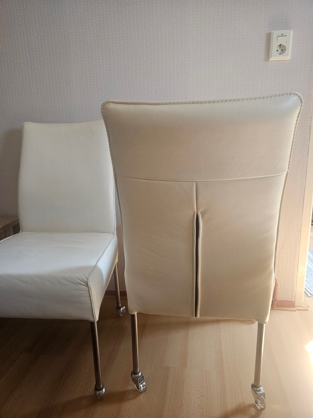 Leren stoelen wit, Huis en Inrichting, Stoelen, Ophalen, Gebruikt, Wit, Twee