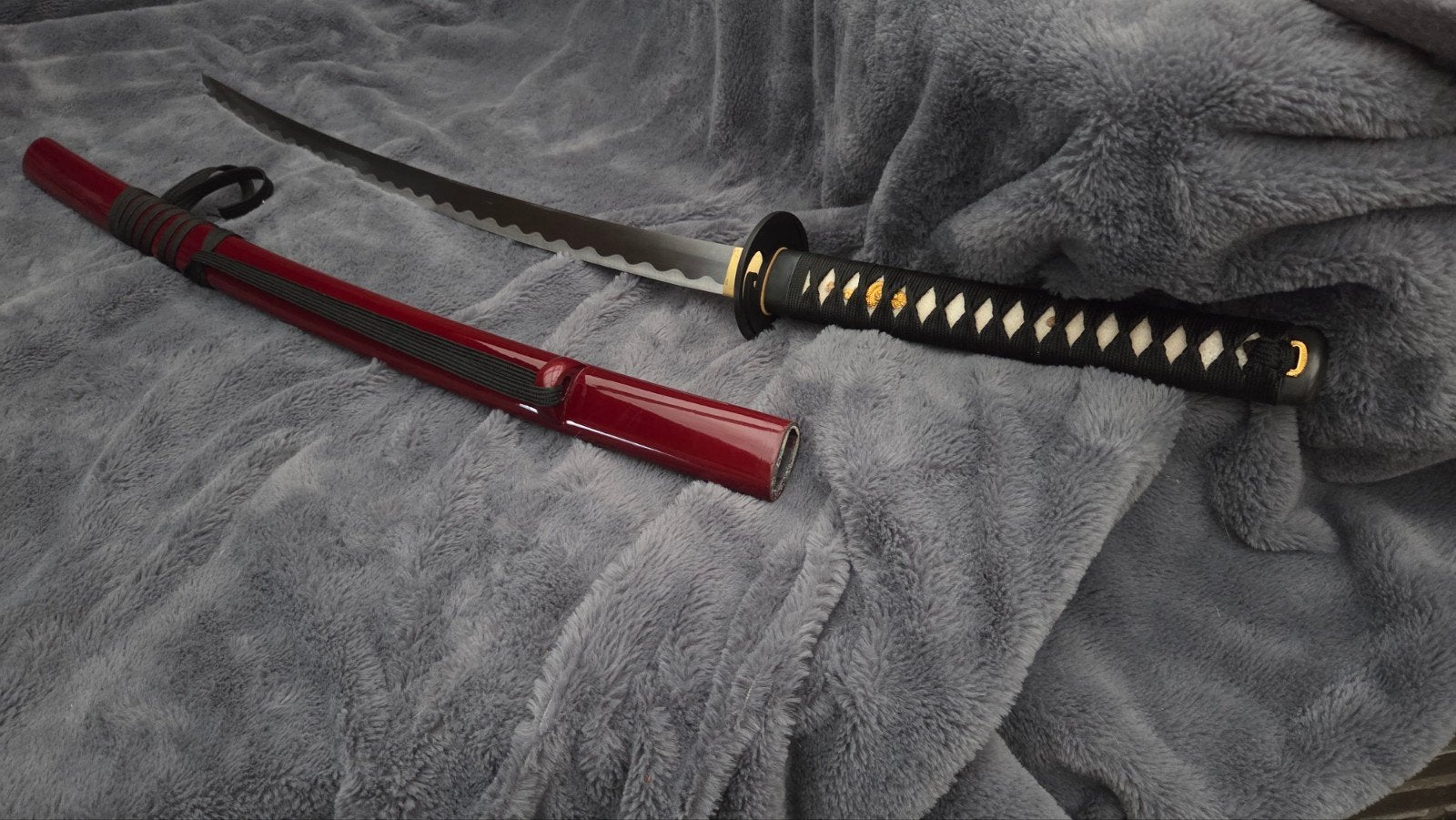 Scherp katana zwaard, samurai zwaarden, sabel, mes, dolk

Sc, Ophalen of Verzenden, Overige soorten, Azië, Zwaard of Sabel