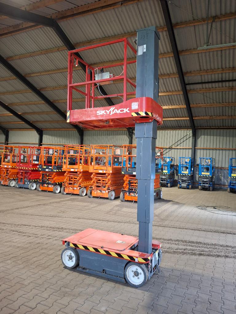 Skyjack SJ12 masthoogwerker hoogwerker bouwjaar 2015, Ophalen, Gebruikt