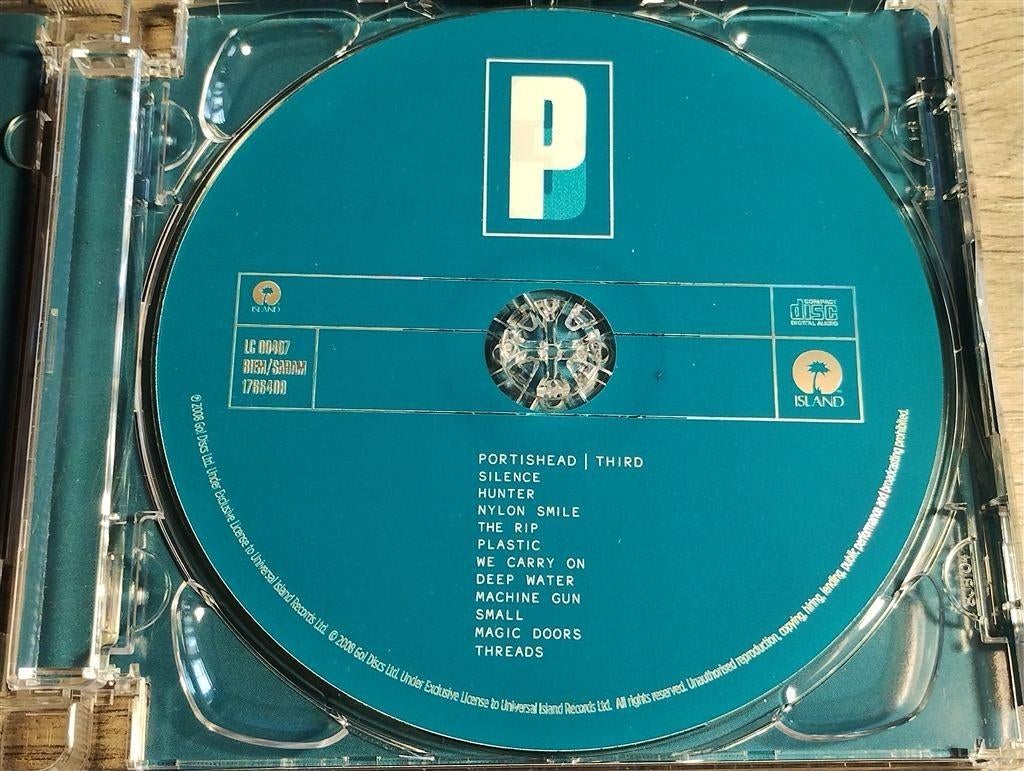 Portishead - Third [Malaysia], Ophalen of Verzenden, Zo goed als nieuw, Poprock