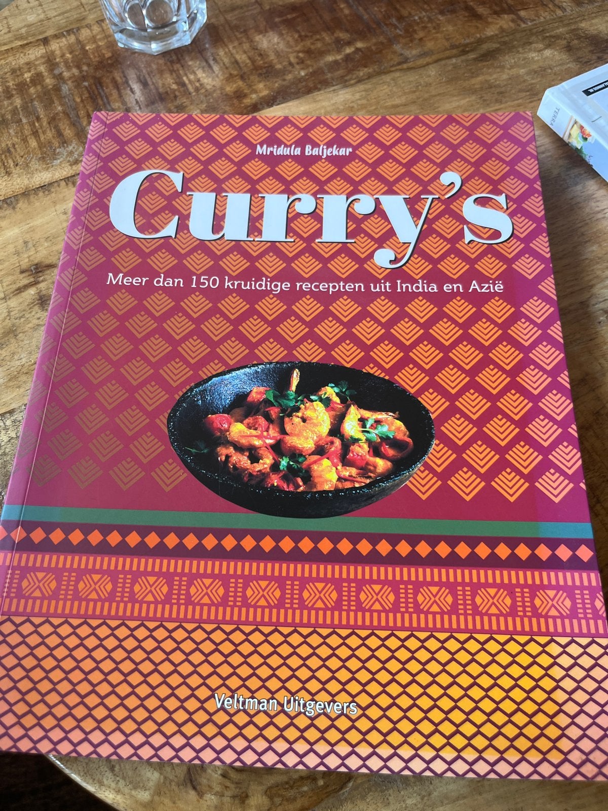 Curry's kookboek: Meer dan 150 kruidige recepten, Ophalen of Verzenden, Zo goed als nieuw, Azië en Oosters, Hoofdgerechten