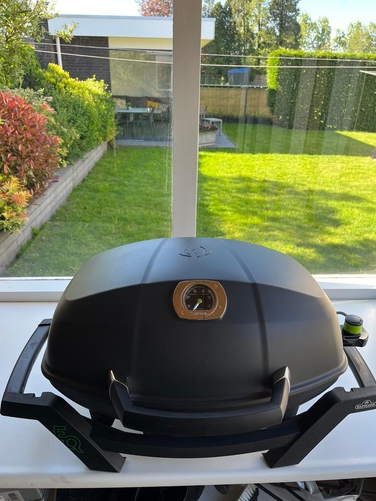 Napoleon elektrische BBQ Pro 285, Tuin en Terras, Ophalen, Zo goed als nieuw, Napoleon