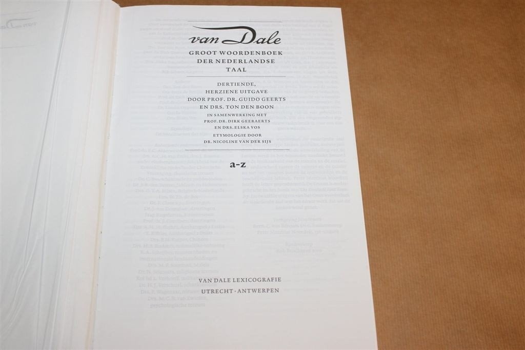 Dikke Van Dale — Dik Boek, Compleet in 1 Band, 2004, Ophalen of Verzenden, Gelezen, Van Dale, Nederlands