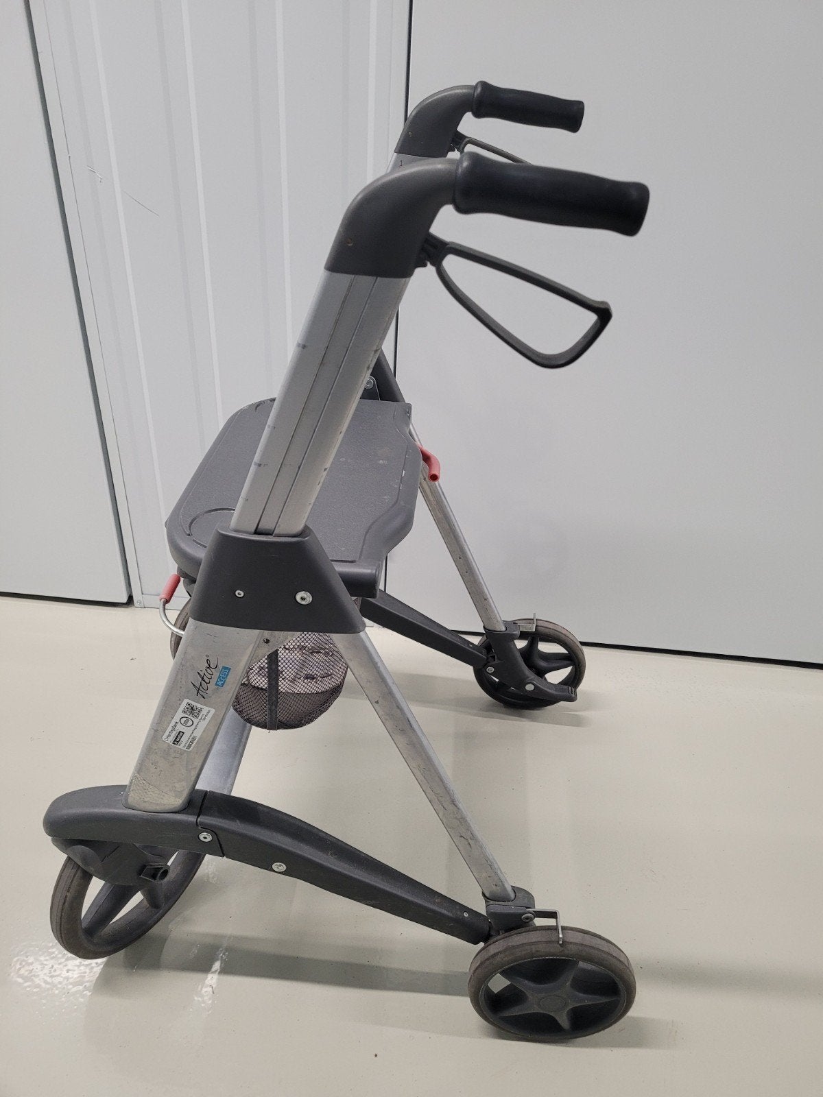 Rollator stevig en inklapbaar, Ophalen of Verzenden, Zo goed als nieuw