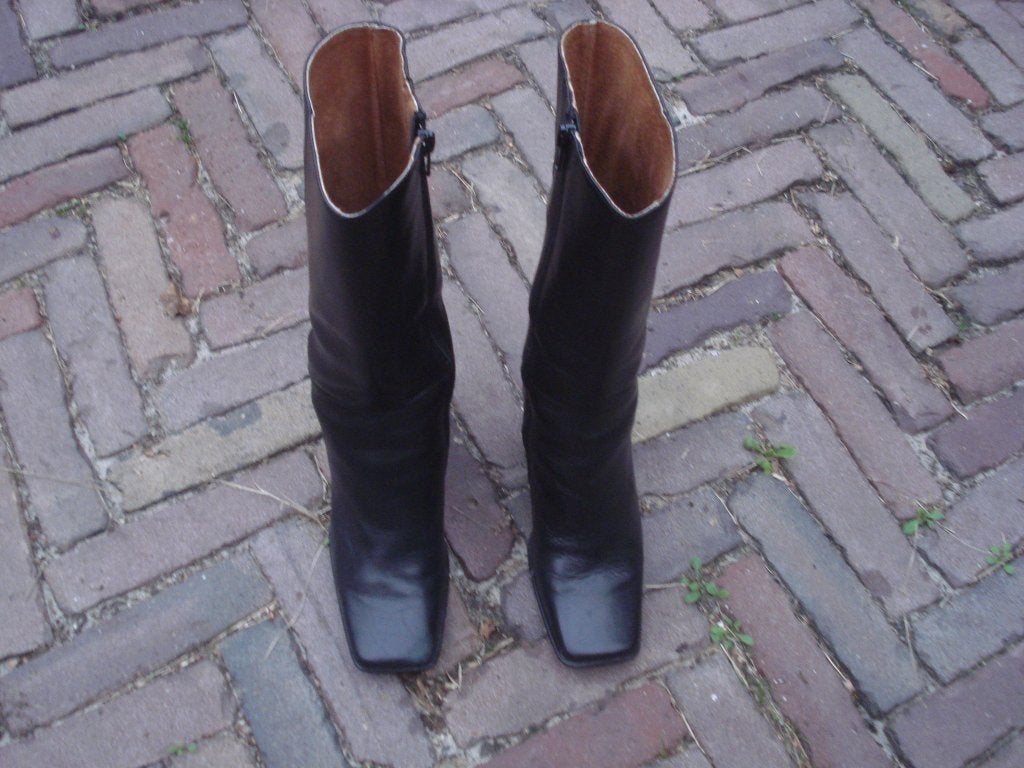 GRATIS VERZENDEN ZWARTE SQUARED TOE BLOKHAKLAARZEN 37, Hoge laarzen, Vintage Dressing, Verzenden, Zwart