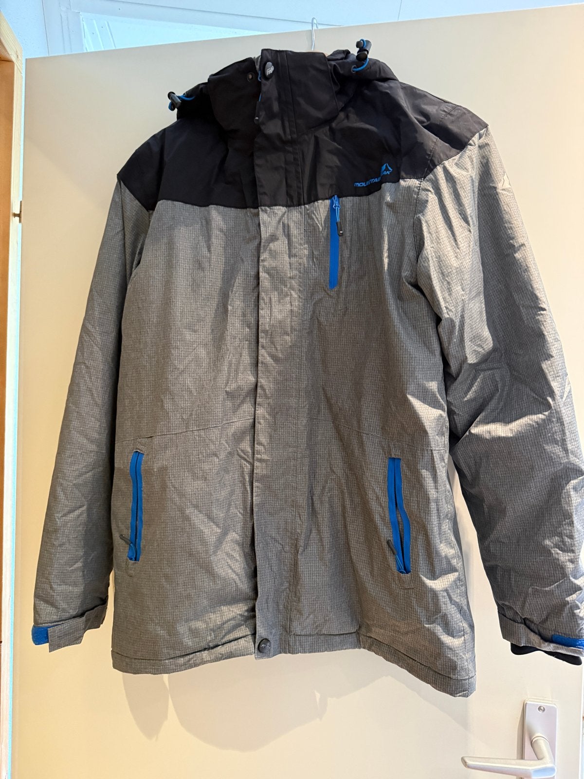 Mountain peak winterjas / ski-jas - Maat 176, Kinderen en Baby's, Kinderkleding | Maat 176, Ophalen of Verzenden, Zo goed als nieuw