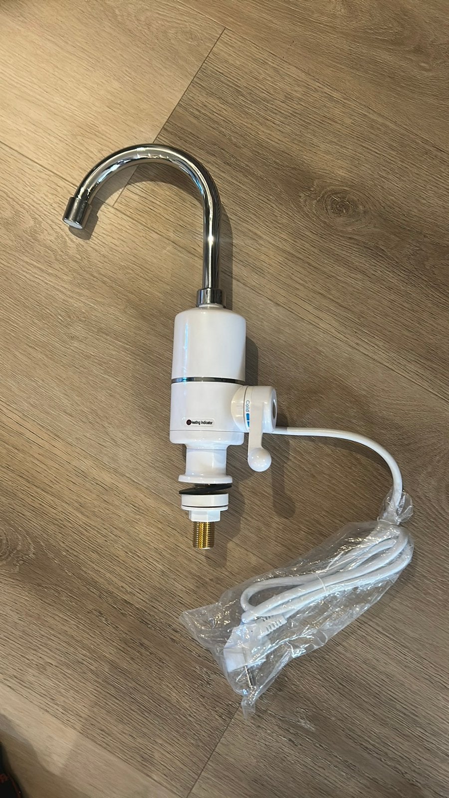 Nieuwe elektrische waterkraan voor warm water, Ophalen of Verzenden, Zo goed als nieuw, Toilet
