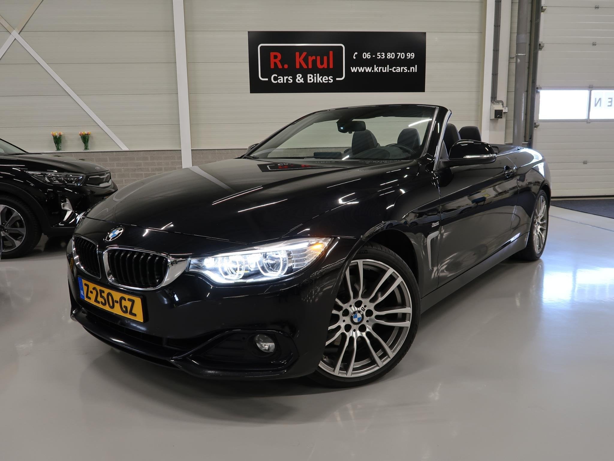 BMW 4-serie Cabrio 430i High Executive Sport 252pk Zwart Lee, Auto's, BMW, Automaat, Achterwielaandrijving, Gebruikt, 4 stoelen
