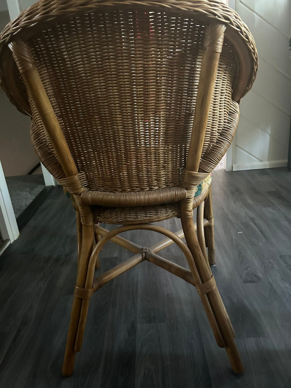 Rotan stoel en tafel(salon), Ophalen, Zo goed als nieuw, Bruin, Eén