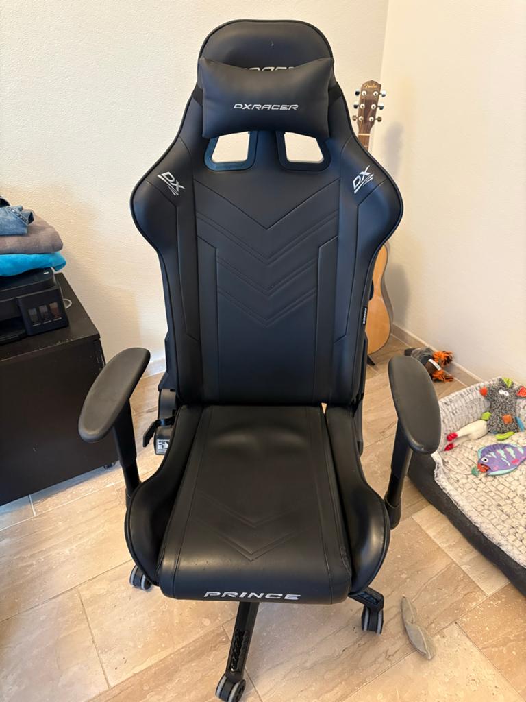 DXRacer Prince Gaming Bureaustoel Zwart, Ophalen, Zwart, Zo goed als nieuw, Bureaustoel
