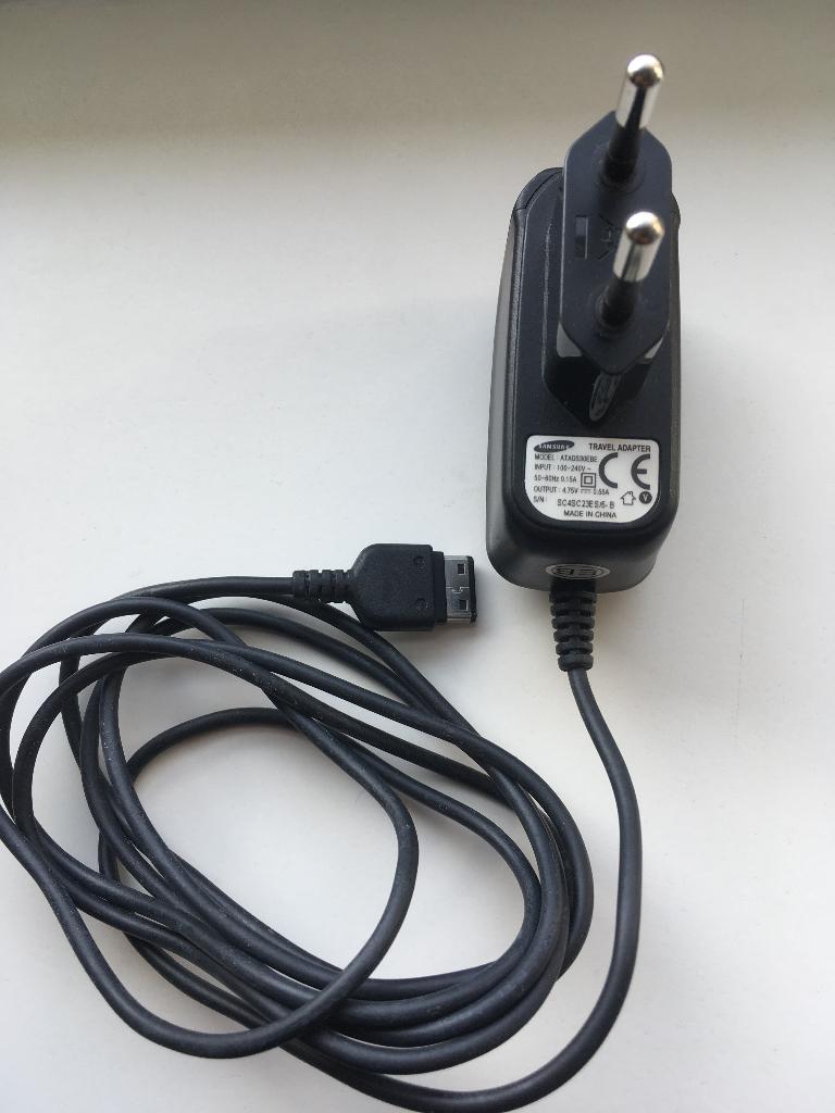 samsung ATADS30EBE telefoon oplader adapter, Ophalen of Verzenden, Zo goed als nieuw, Overige typen, Samsung