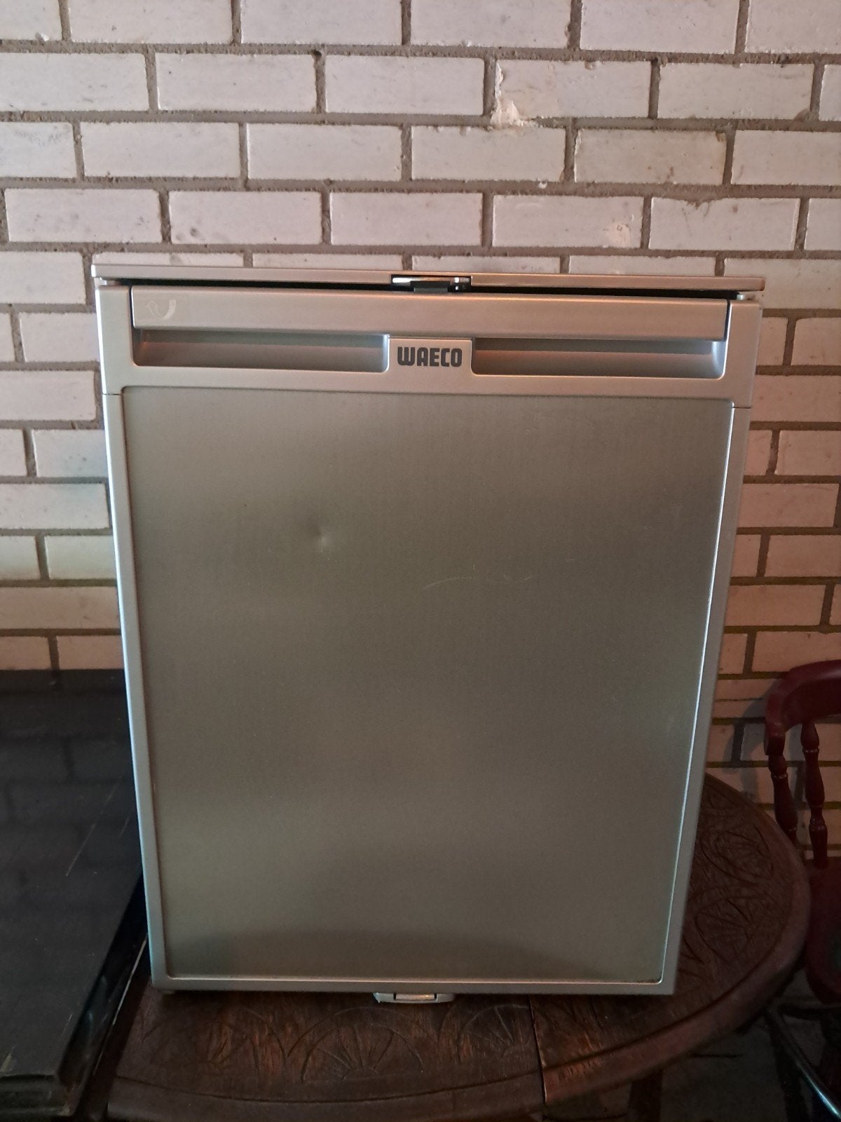Waeco Compressor Koelkast - Compact en Efficiënt, Gebruikt, Minder dan 85 cm, Ophalen of Verzenden, Minder dan 75 liter