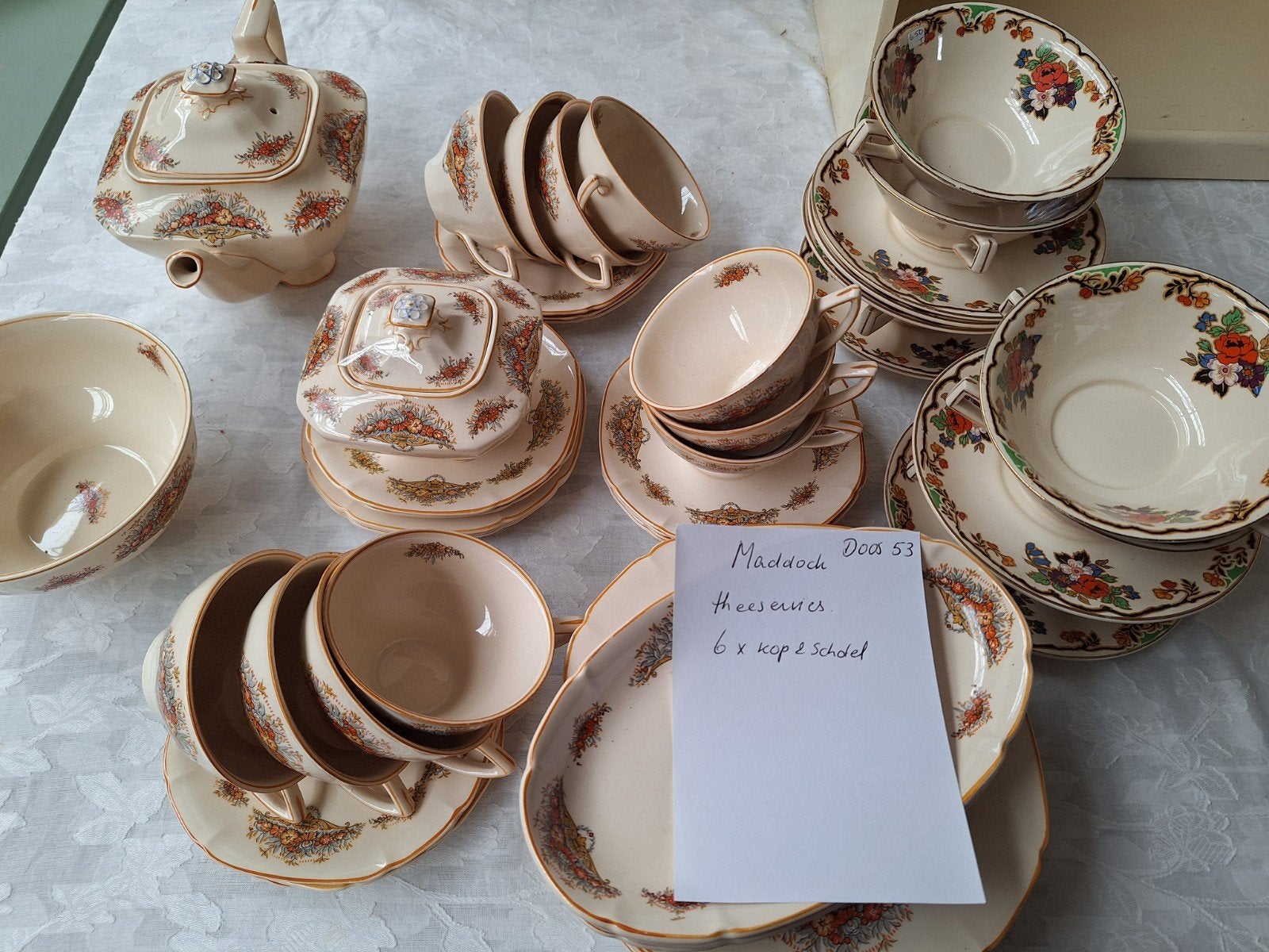 SALE serviezendagen 2 en 3 oktober Engels servies, Ophalen