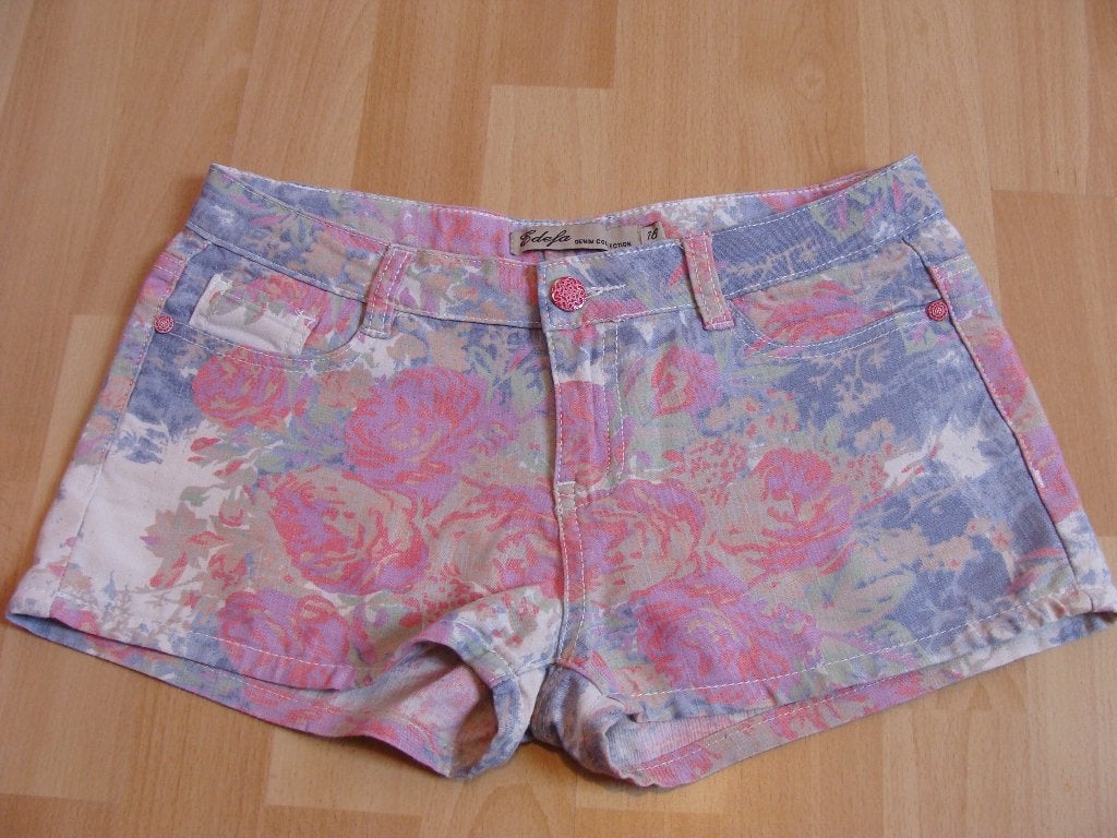 Roze/paars/blauwe hotpants *Edefa*, Broek, Meisje, Ophalen of Verzenden, Zo goed als nieuw