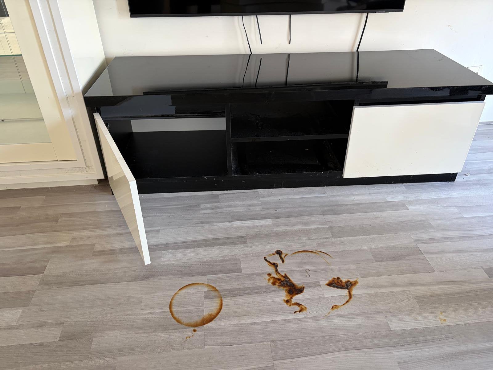 Tv meubel zwart creme GRATIS, Antiek en Kunst, Antiek | Meubels | Kasten, Ophalen