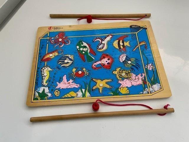 houten puzzel met vishengels, Ophalen, Zo goed als nieuw