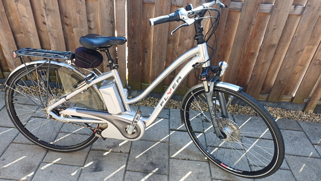 elektrische fiets FLYER 36v, Zo goed als nieuw, 47 tot 51 cm, 50 km per accu of meer, Ophalen