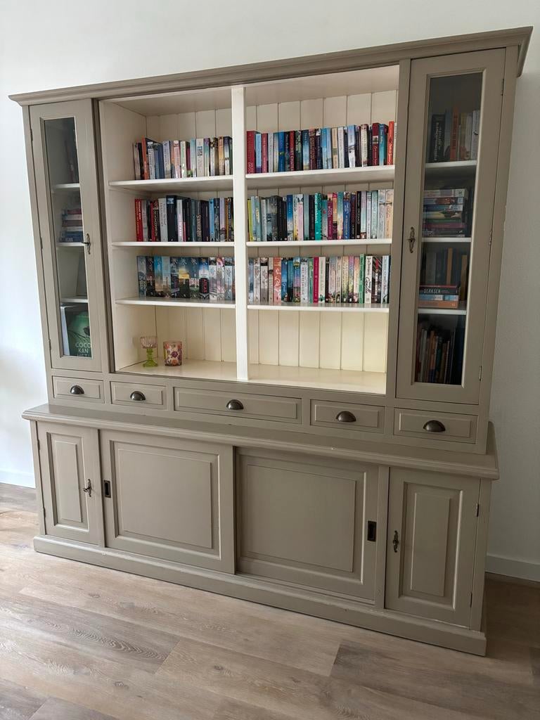 Grote landelijke boekenkast/vitrinekast met schuifdeuren, Huis en Inrichting, Kasten | Vitrinekasten, Ophalen, Gebruikt, 200 cm of meer