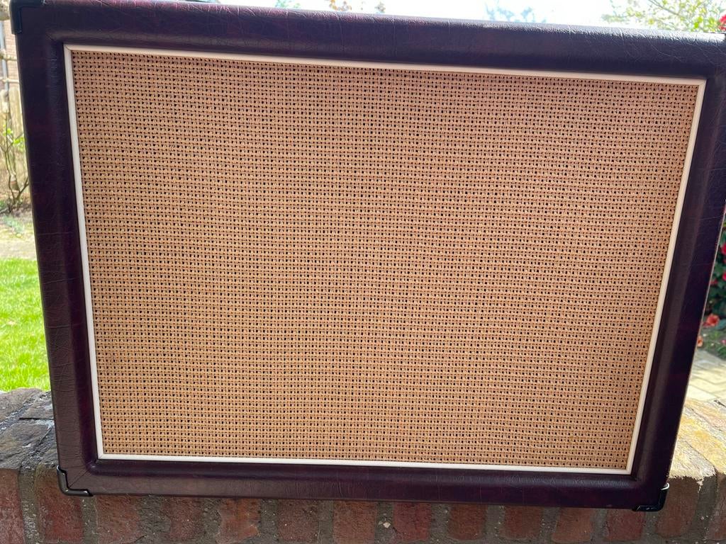 Blueamps Spark powered cabinet voor Kemper, Helix, etc., Muziek en Instrumenten, Ophalen of Verzenden, Zo goed als nieuw, Gitaar