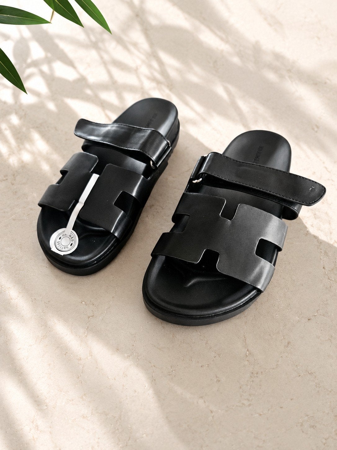 Hermes slippers maat 46, Slippers, Zwart, Nieuw, Ophalen of Verzenden