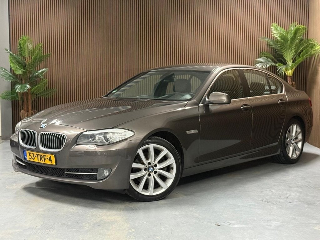 BMW 5 Serie 520i High Executive (bj 2012, automaat), Auto's, Automaat, Euro 5, Achterwielaandrijving, Gebruikt