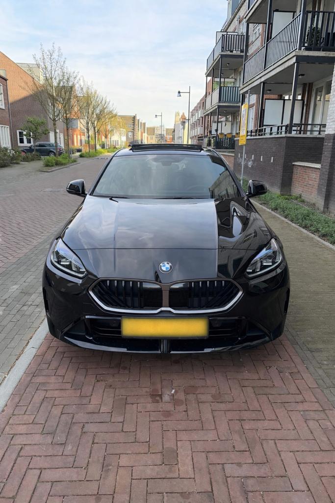 BMW 1-Serie 123 218pk Xdrive Aut 2025 Zwart, 1998 cc, Zwart, 4 cilinders, 1505 kg